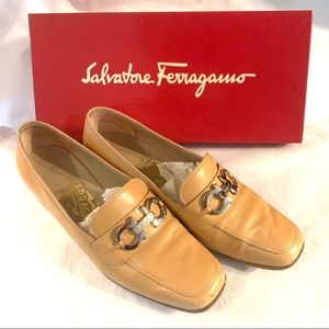 Salvatore Ferragamo 6.5 B Leather Loafer Forever
